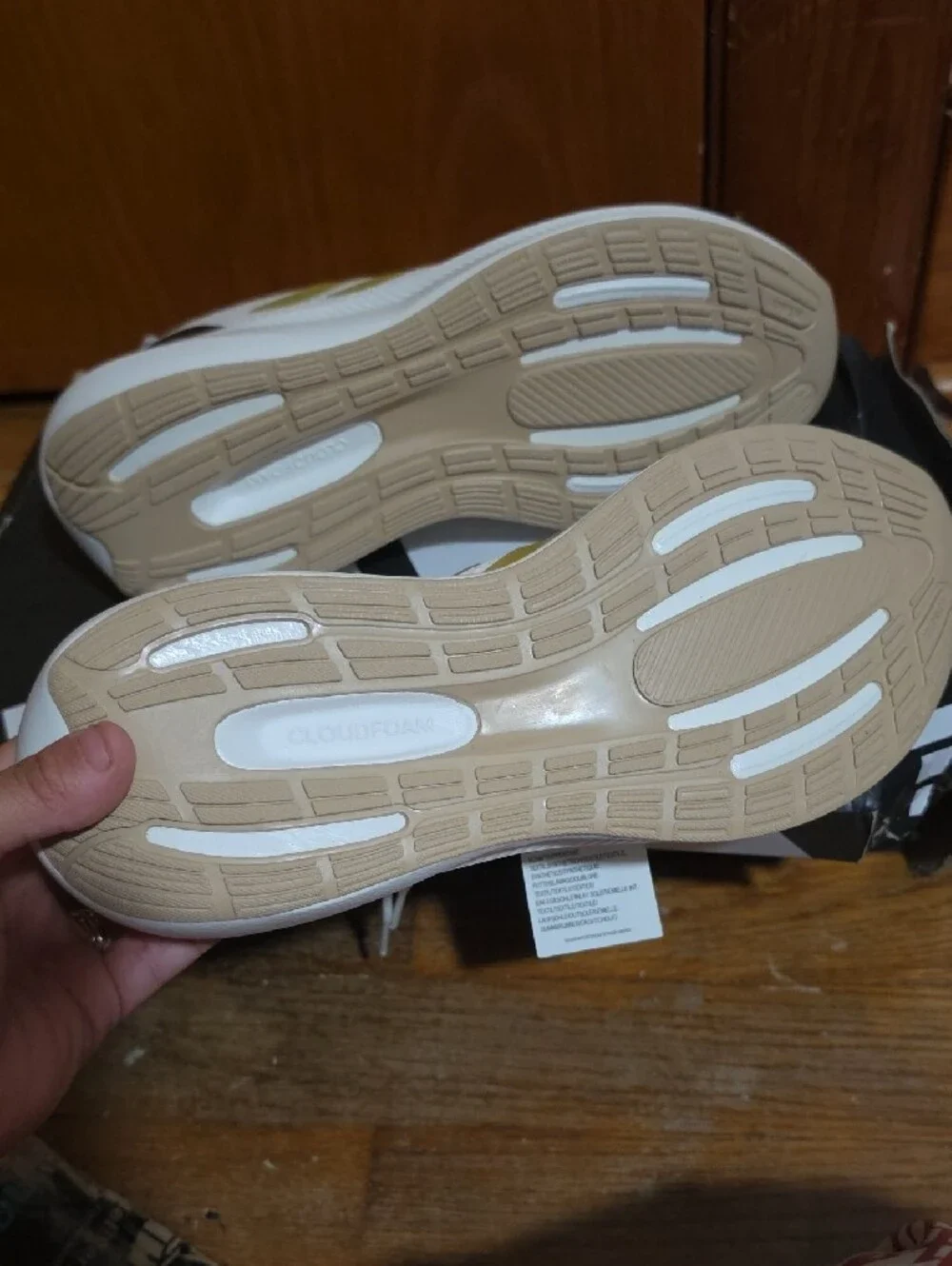 NWT Womens White Adidas Runfalcon 3.0 W
